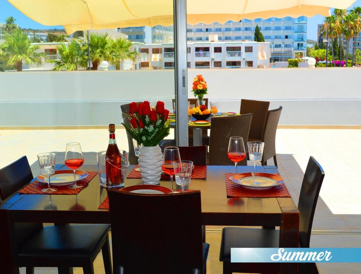 Grand Napa Harbor 3 Bedroom Penthouse Apartment Large 65m2 Balcony with Sea view - Housity