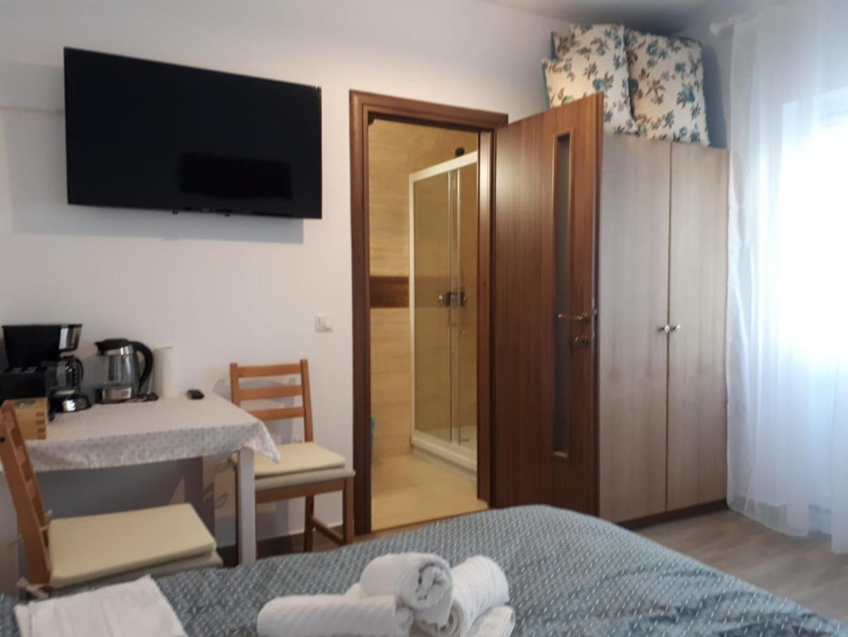 Hunyadi Budget Ciresica - Housity