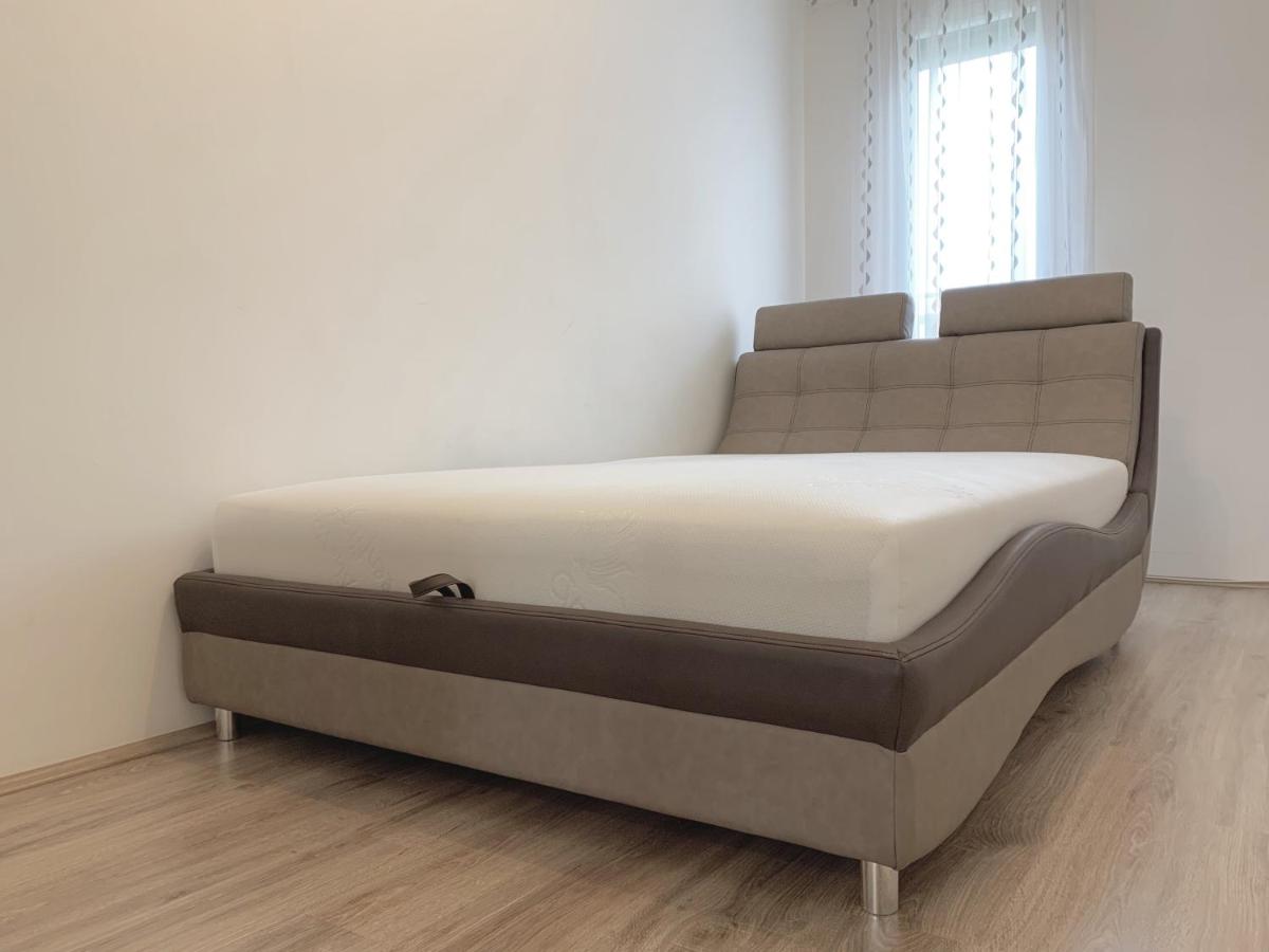 Egyetemváros B. Apartman - Housity