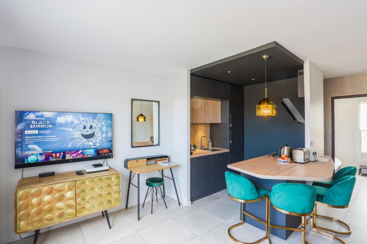 7e Ciel - Rooftop Panoramique - Housity