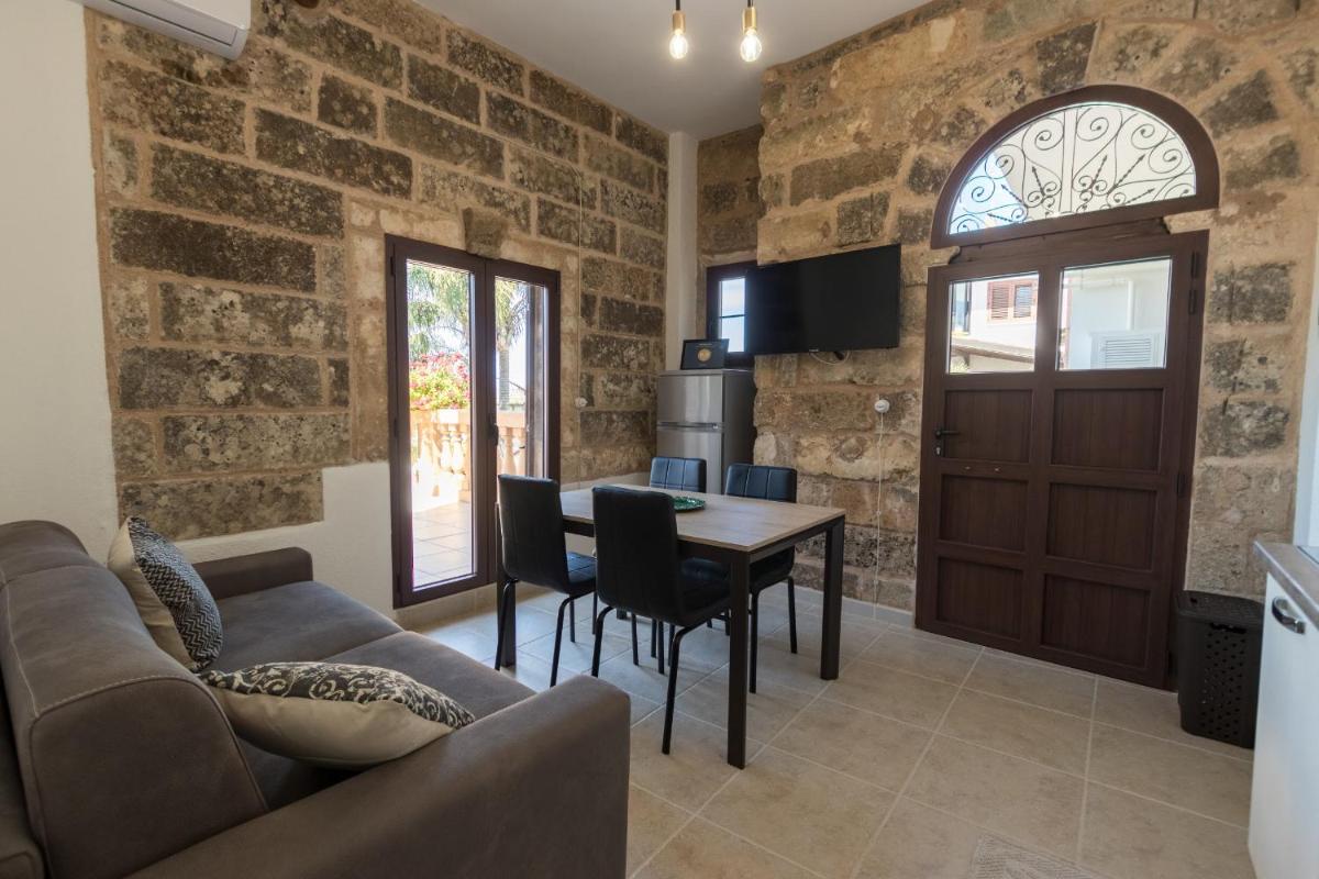 dRooms. - Housity