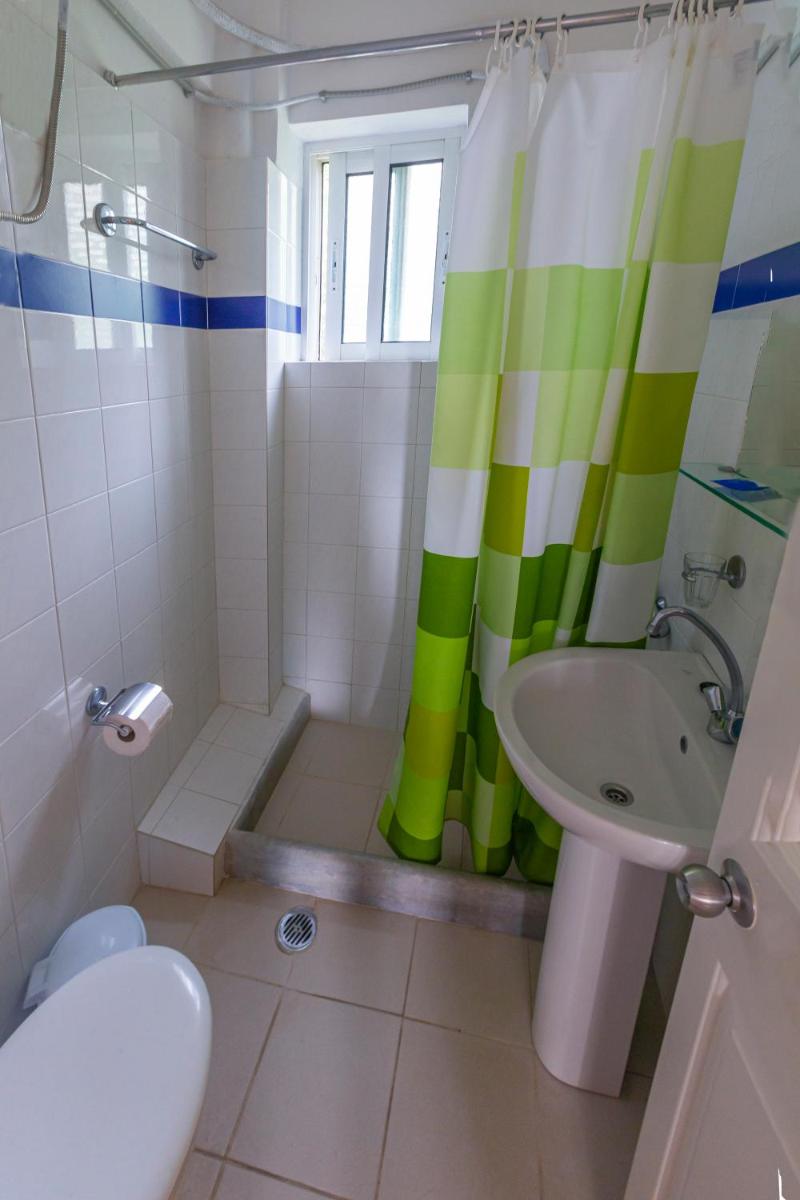 Iris Apartments - Housity