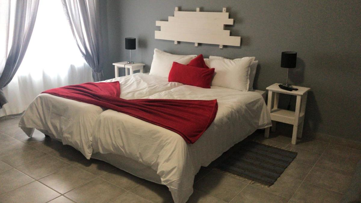 Bella Luna Bed and Breakfast - Housity