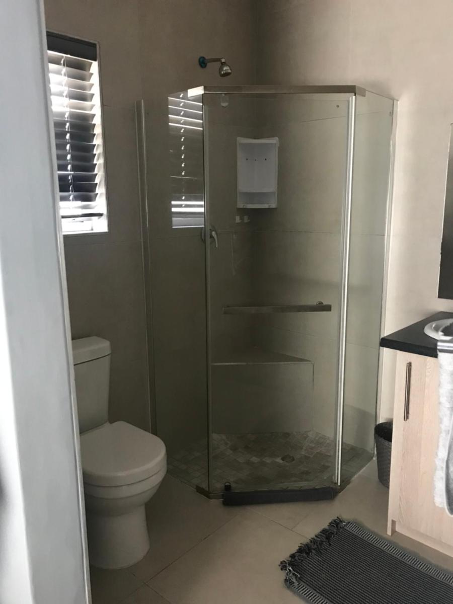 Bella Luna Bed and Breakfast - Housity