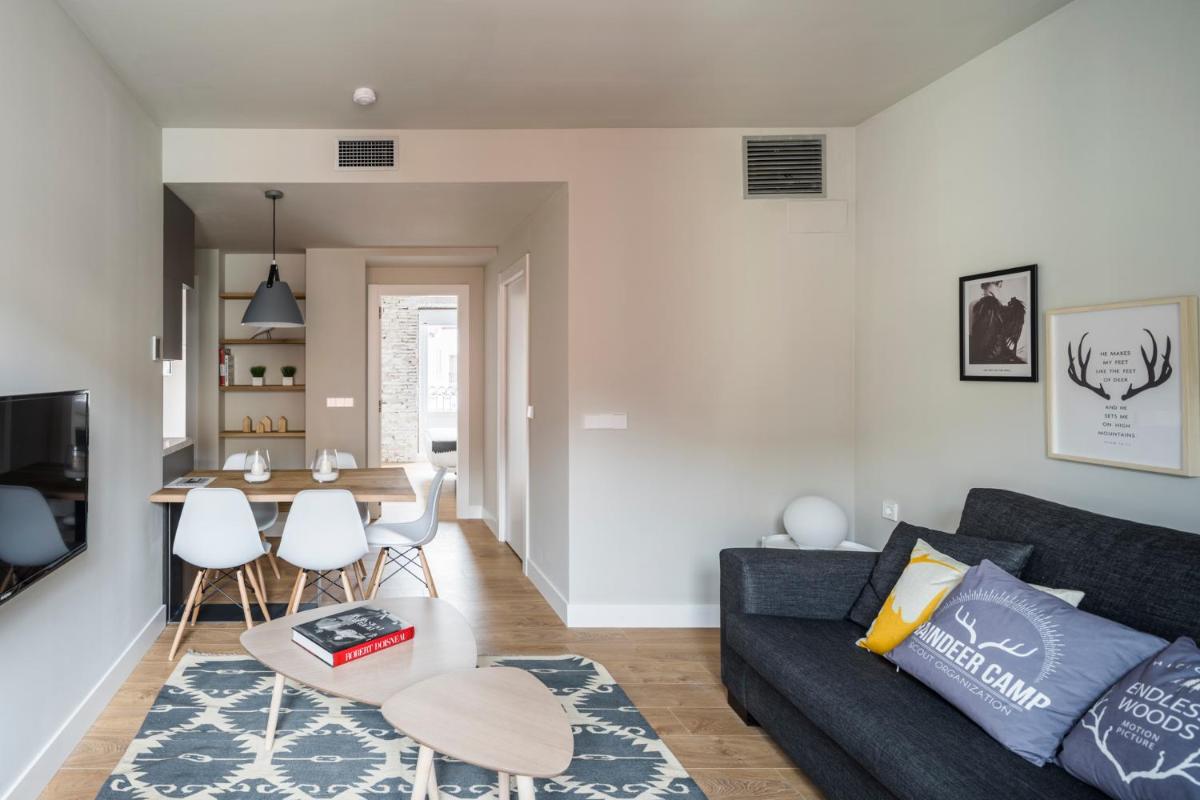 RICE Eleven Rooms - Housity
