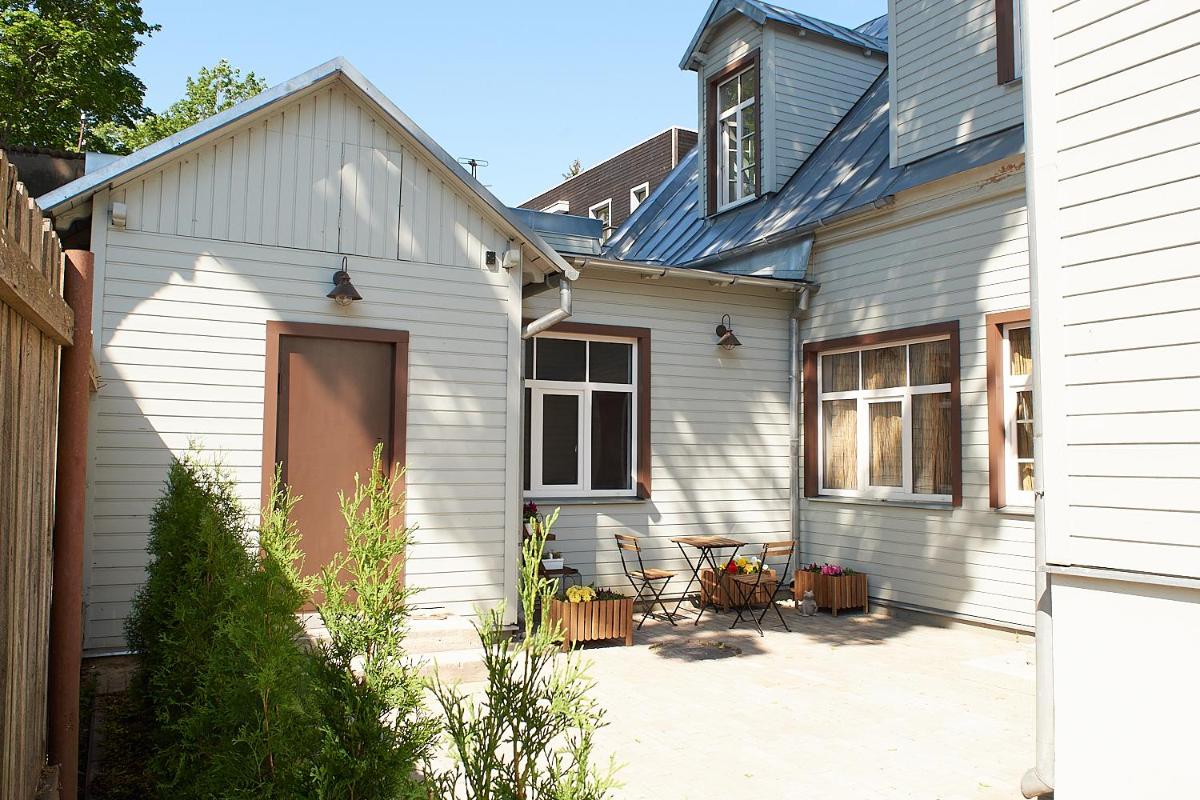 Greenhouse Apartments - Housity
