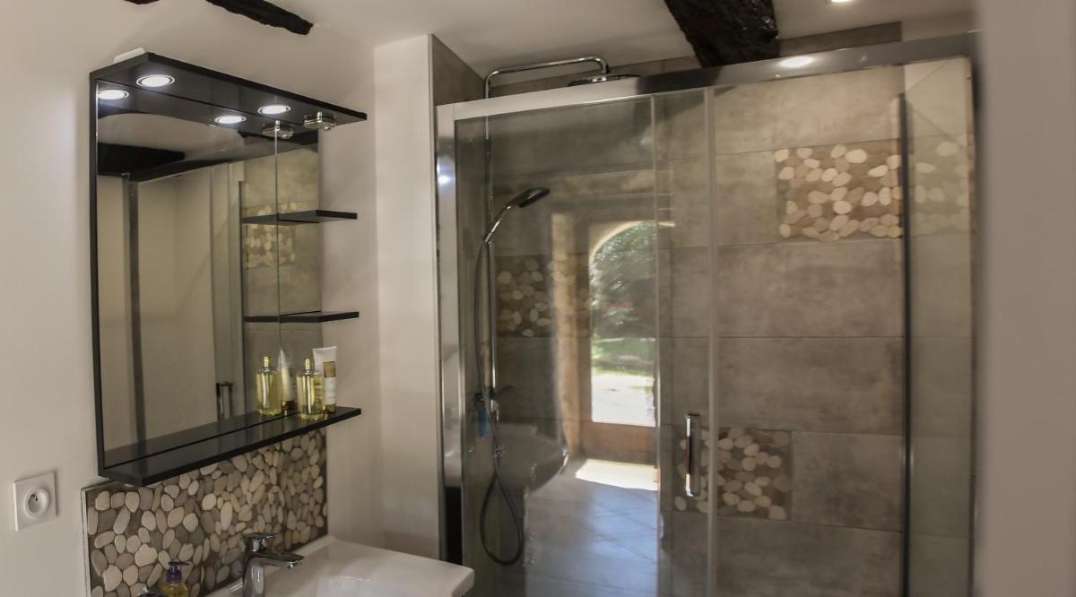 Suitetrails - The Cider House: charming 2 bedroom cottage