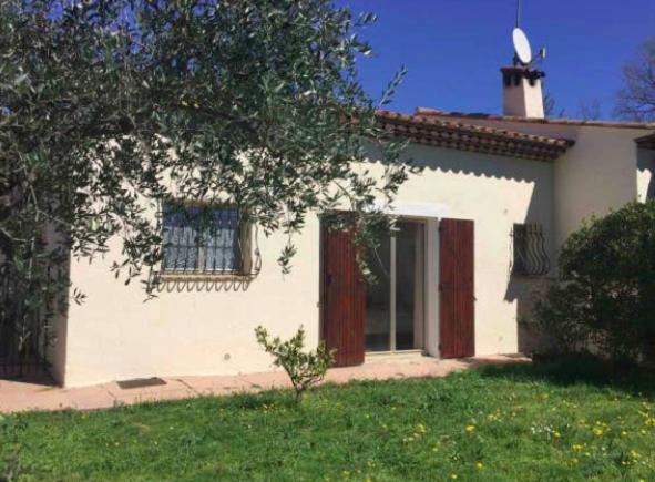 Chambre privée dans villa provençale - Housity