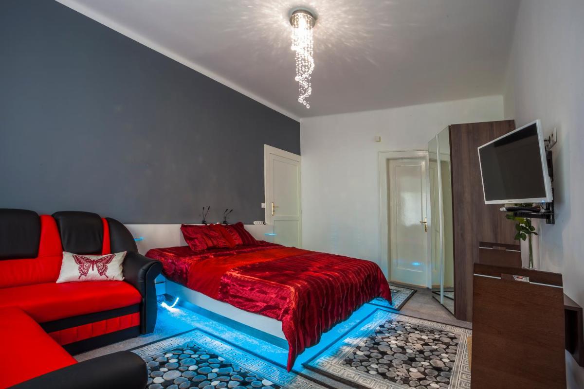 Suitetrails - Luxury en-suite air-conditioned room