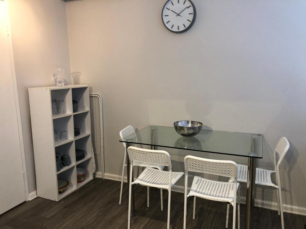 1 Bedroom Unit in Heart of Elsternwick - Housity