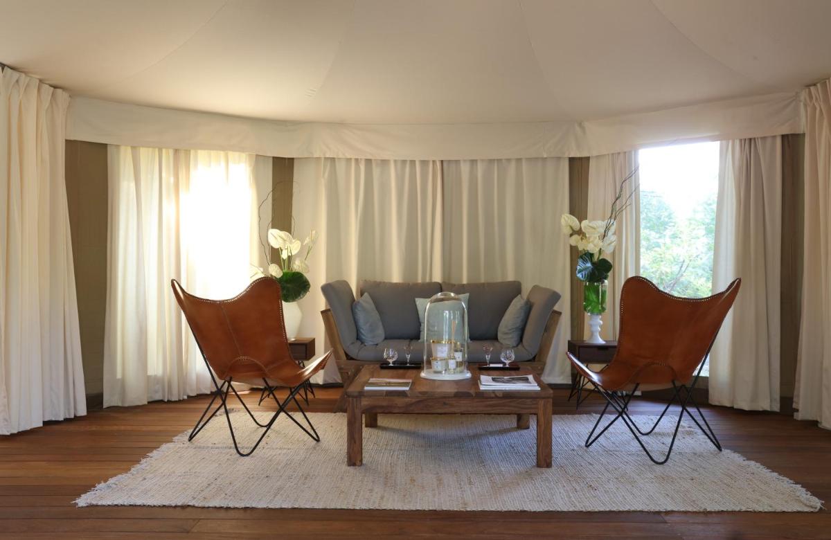 Coin salon dans l'établissement MUSE Saint Tropez - Small Luxury Hotels of the World