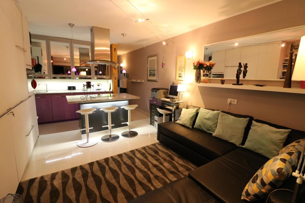 Atlantic Ocean View - Housity