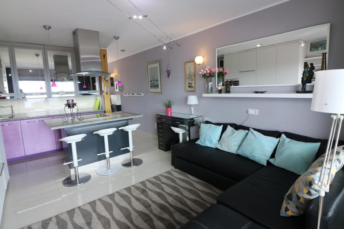 Atlantic Ocean View - Housity