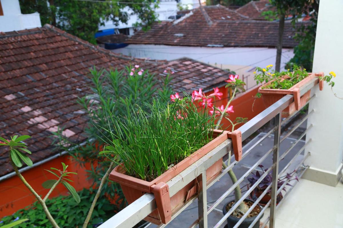 El Casa Homestay - Housity