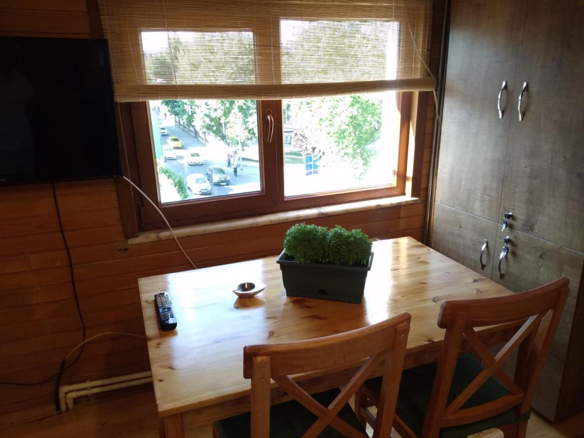 retro & wood - Housity