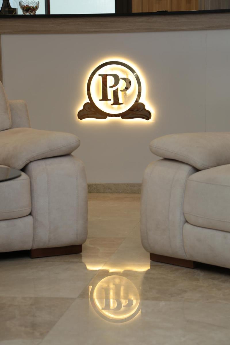 Hotel Paris Prestige - Housity