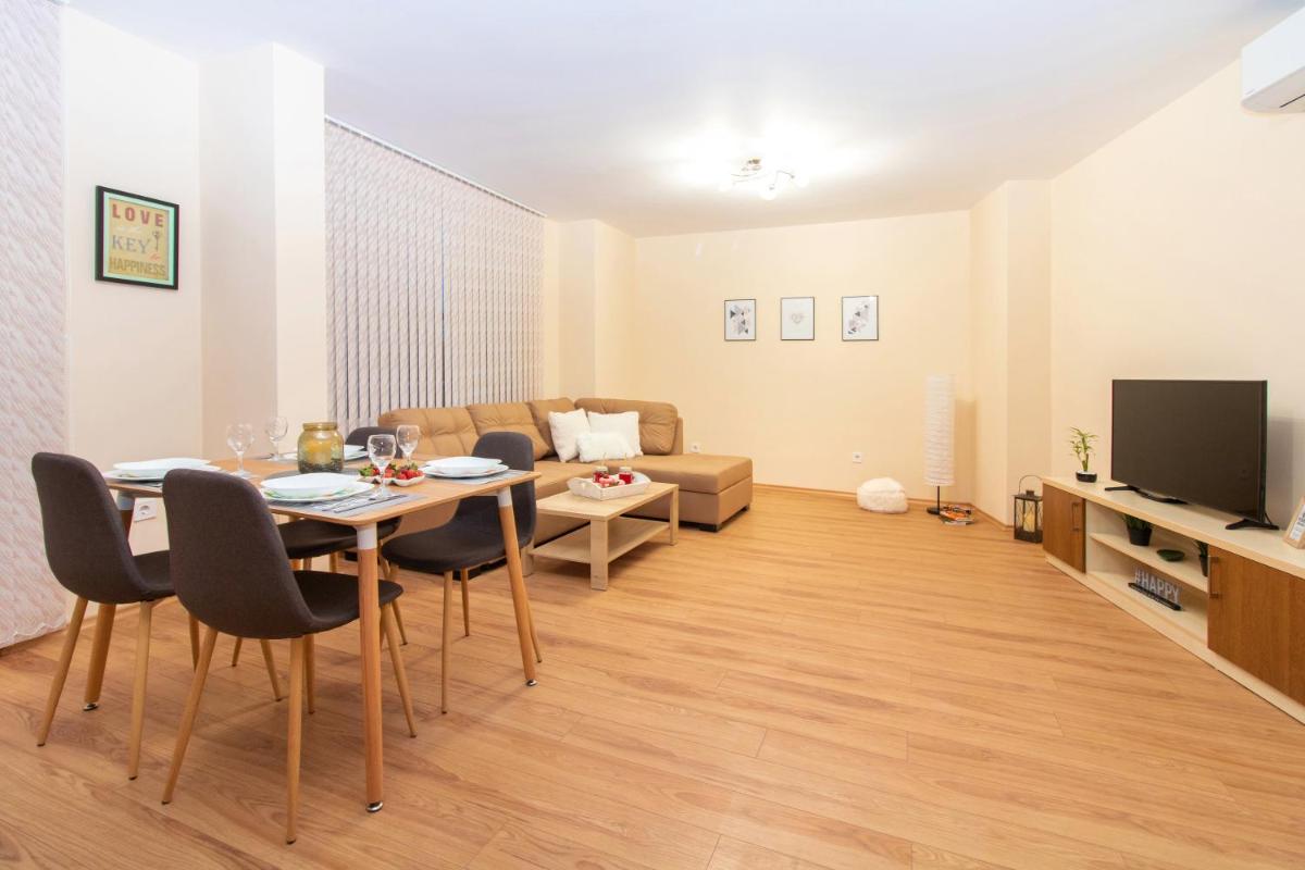 Domus Apartments Grand - Housity