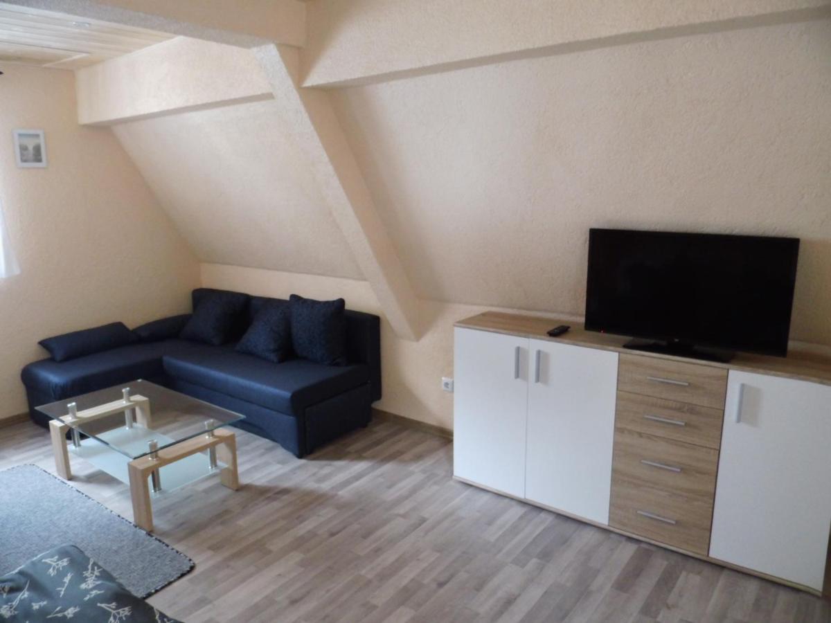 Hotel Restaurant Zum Valwiger Herrenberg - Housity