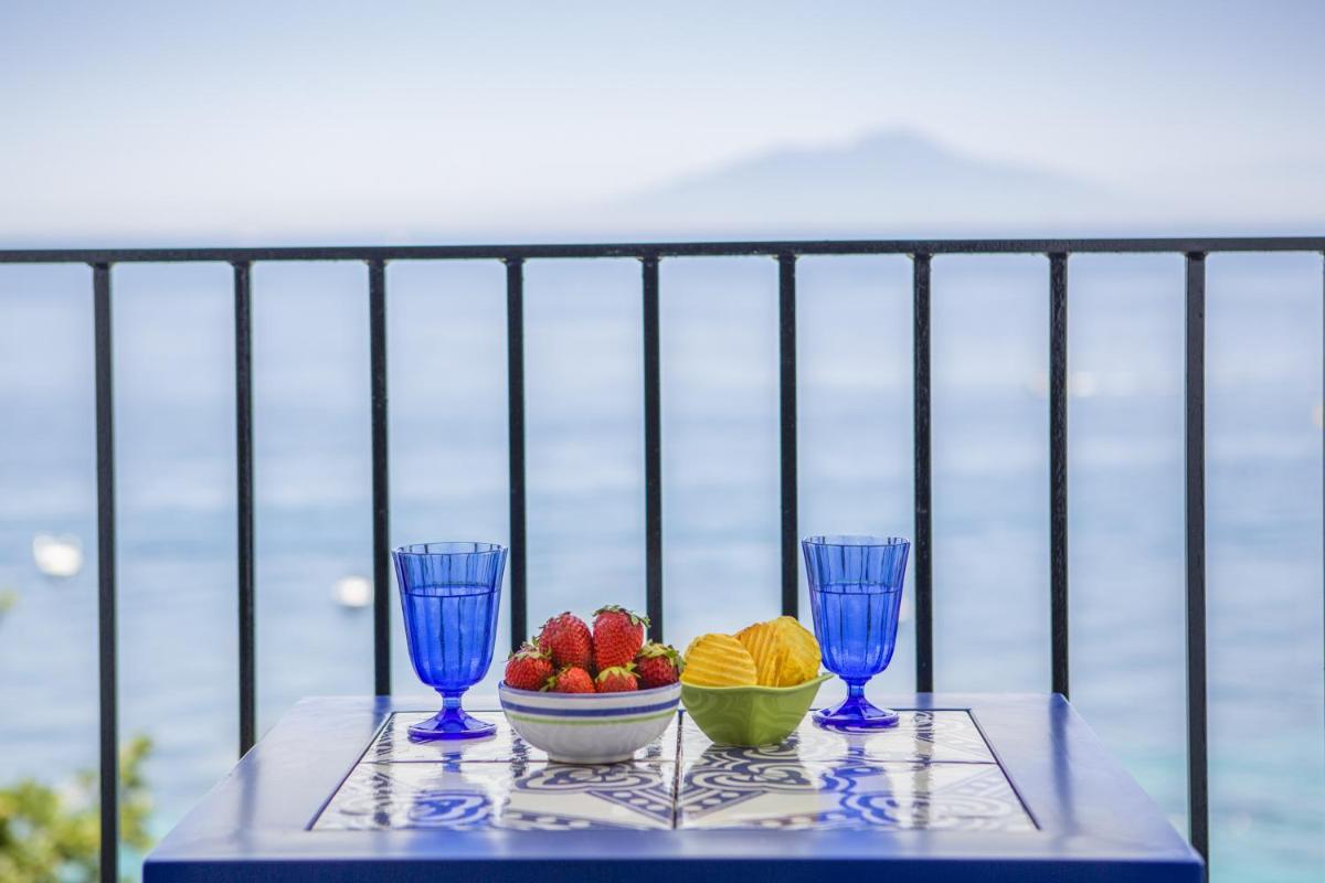 Blue View Capri Apartment - Housity