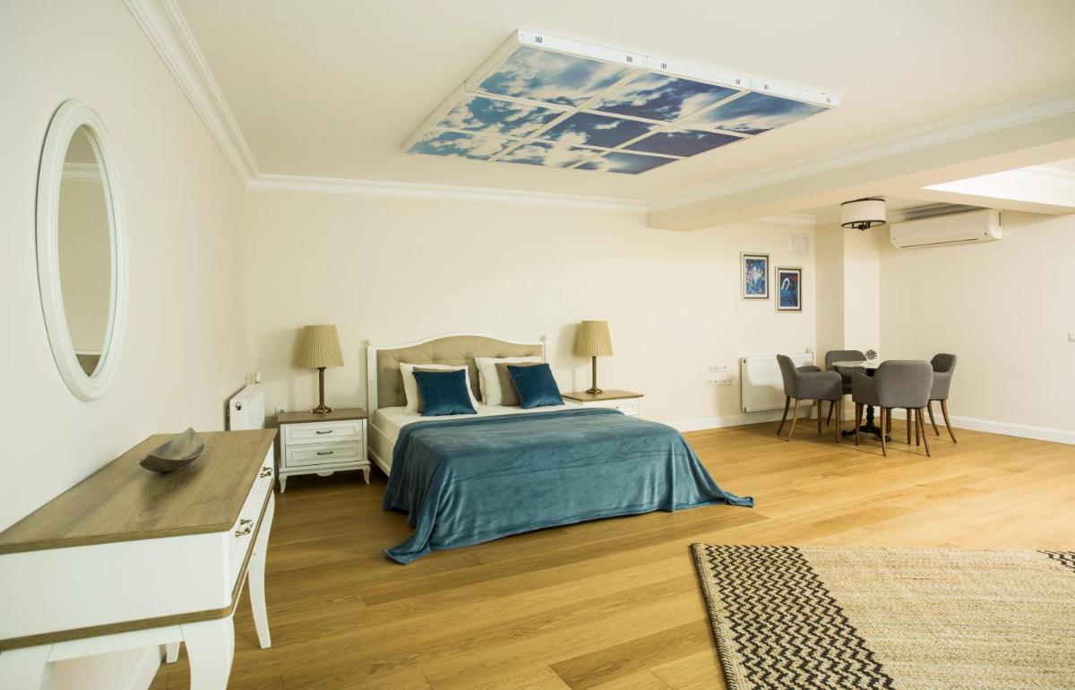 Amazing Triplex Apartment By Deniz Suites - Housity