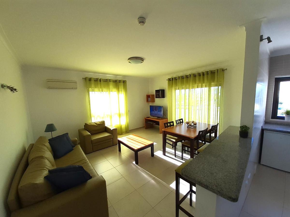 Areias da Rocha Beach House - Housity