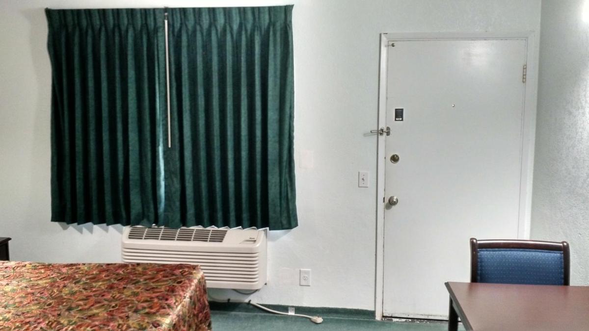 El Rancho Motel - Housity