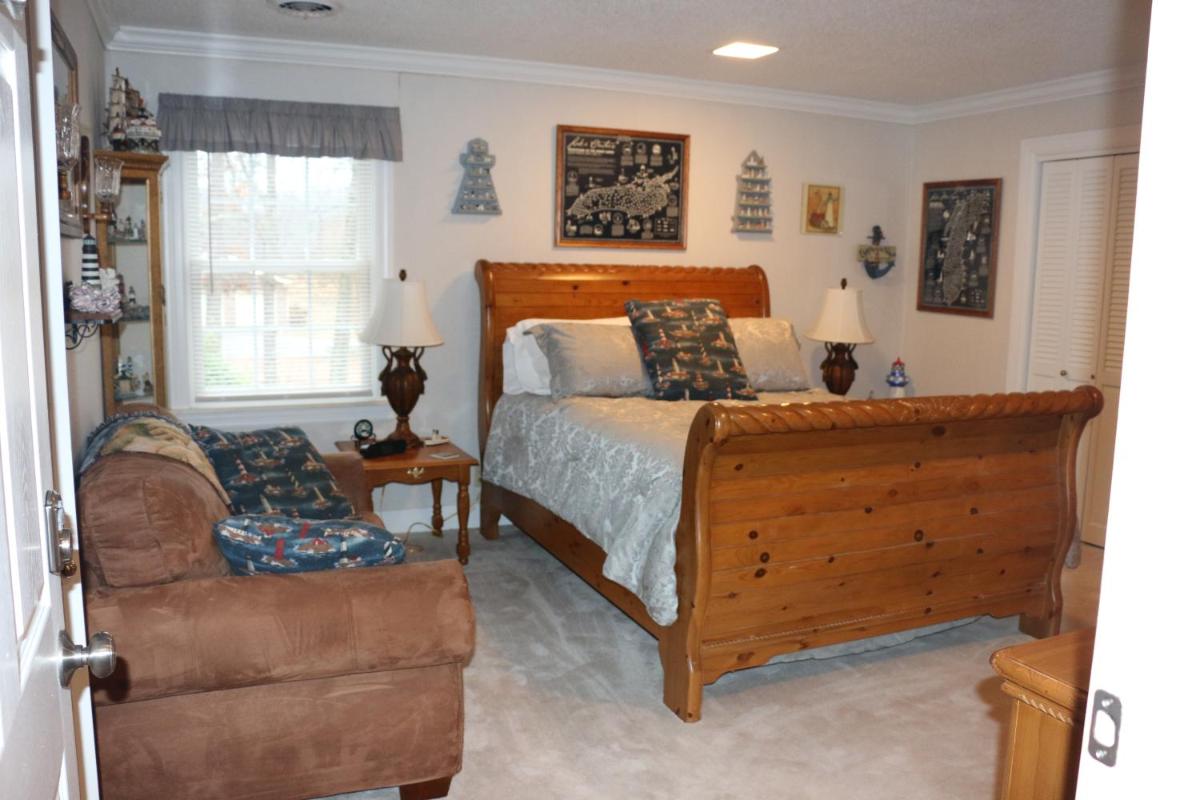 Cedar Grove Inn - Housity