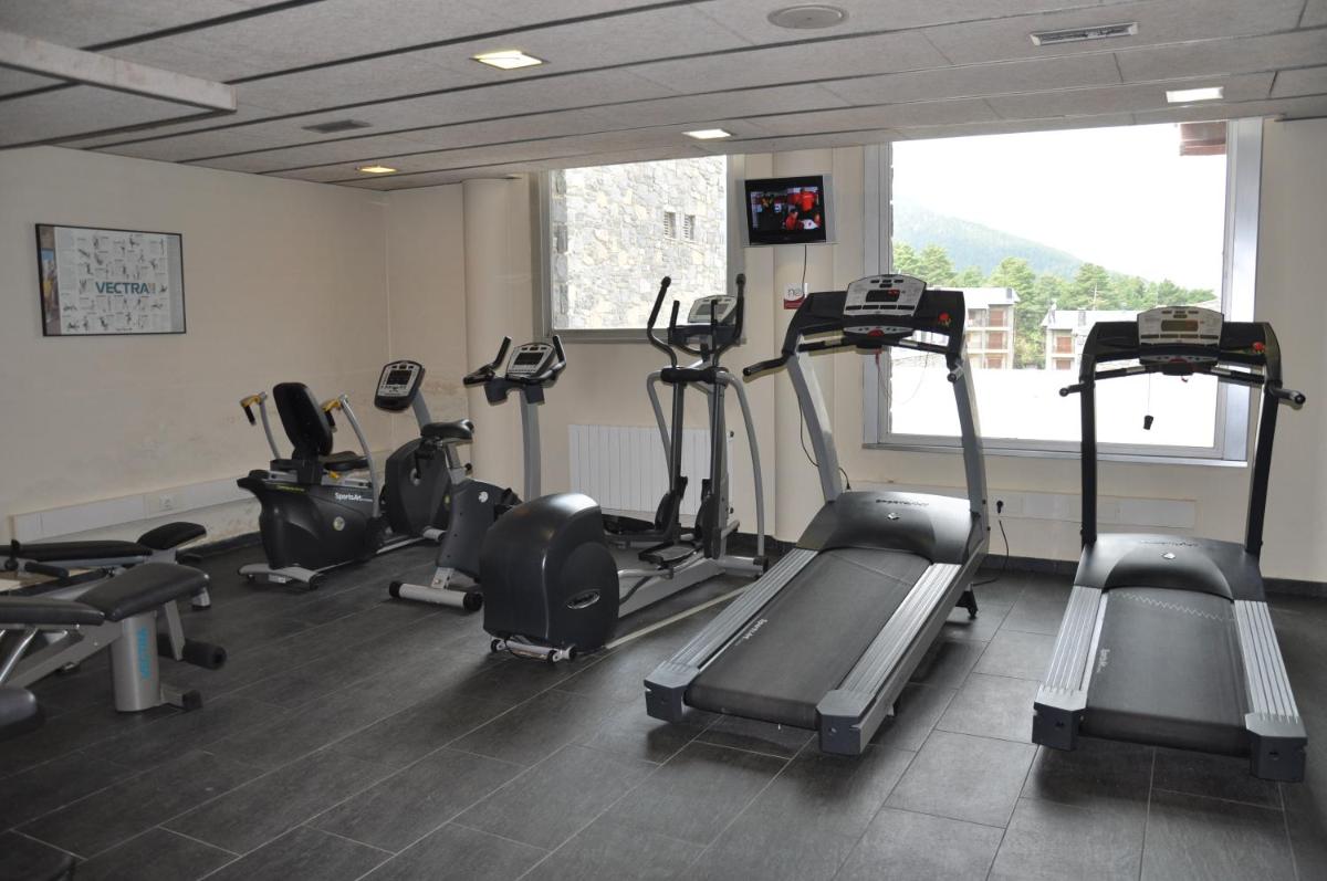 Gimnasio o instalaciones de fitness de Guitart La Molina Aparthotel & Spa