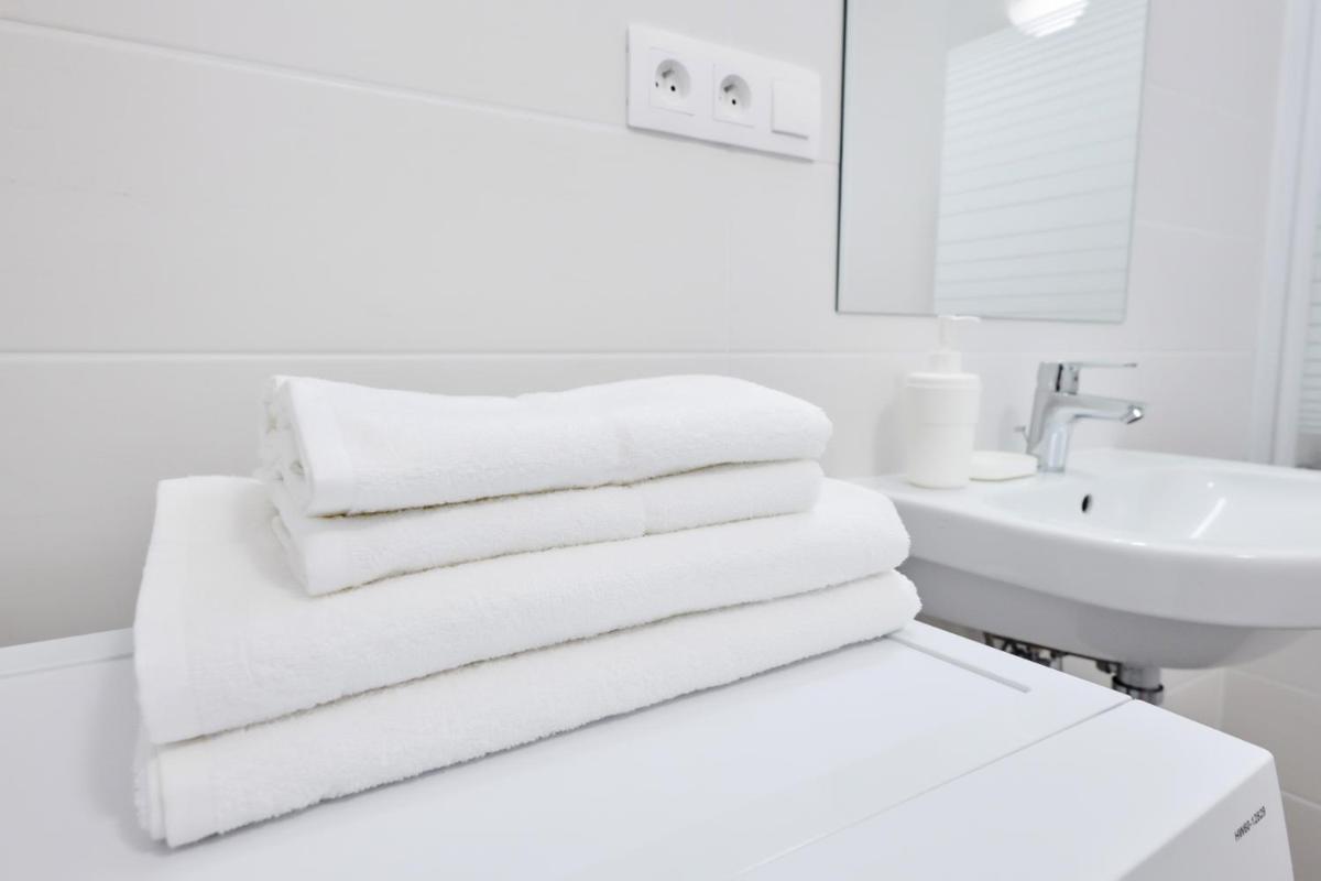 Apartments Port Karolina - Housity