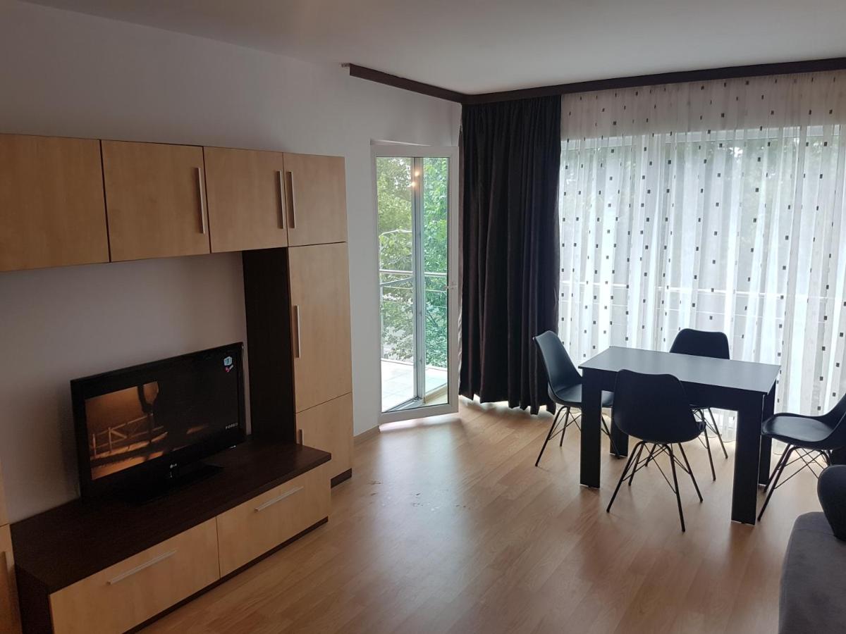St.Vlas Apartments Mamaia - Housity