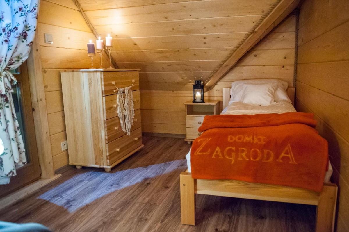 Domki Zagroda Domek z bala z basenem & sauna & balia z hydromasażem - Housity