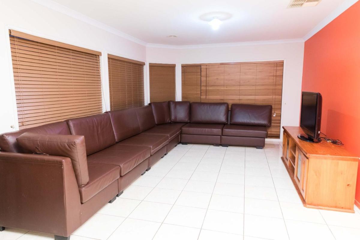 Accommodation at Melbourne - Housity