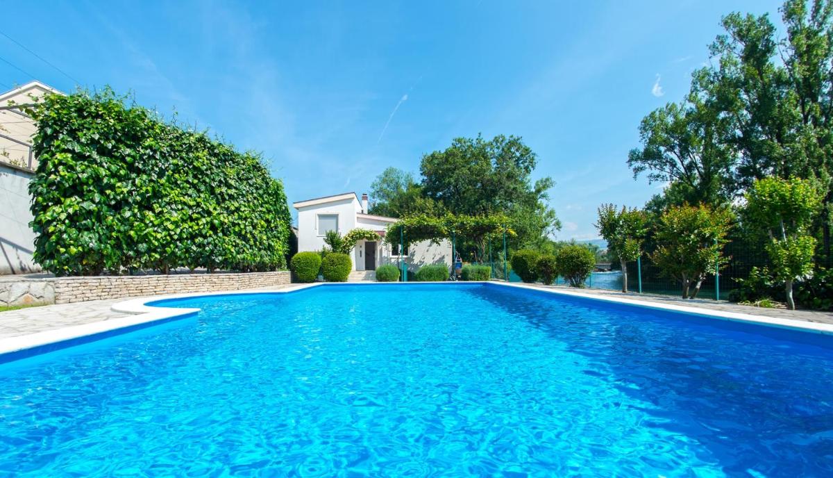 Suitetrails - Villa Idila