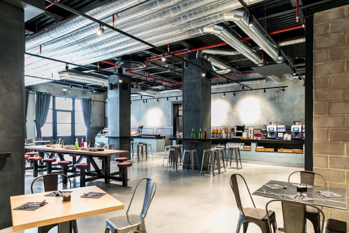 J24 Hotel Milano - Housity