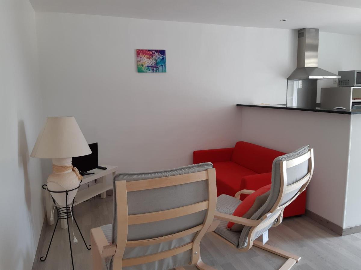 Gîte La Bessonnière - Housity