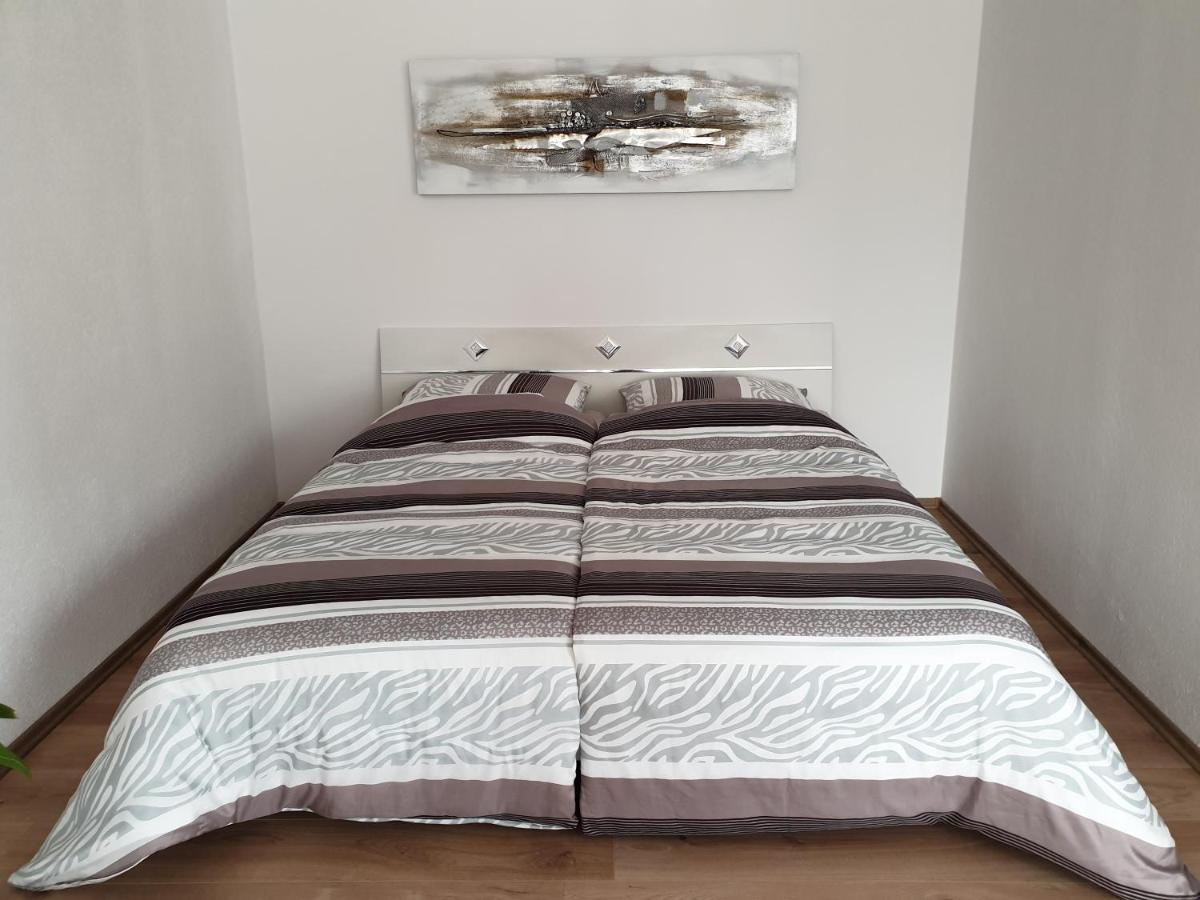 Carina Apartment - Housity