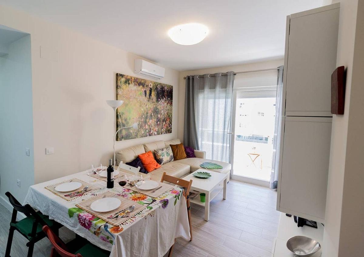 Victoria - Apartamento Playa - Housity
