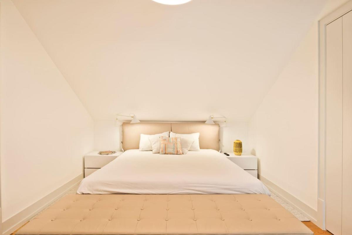 Penthouse with River View - Baixa Alfama - Housity