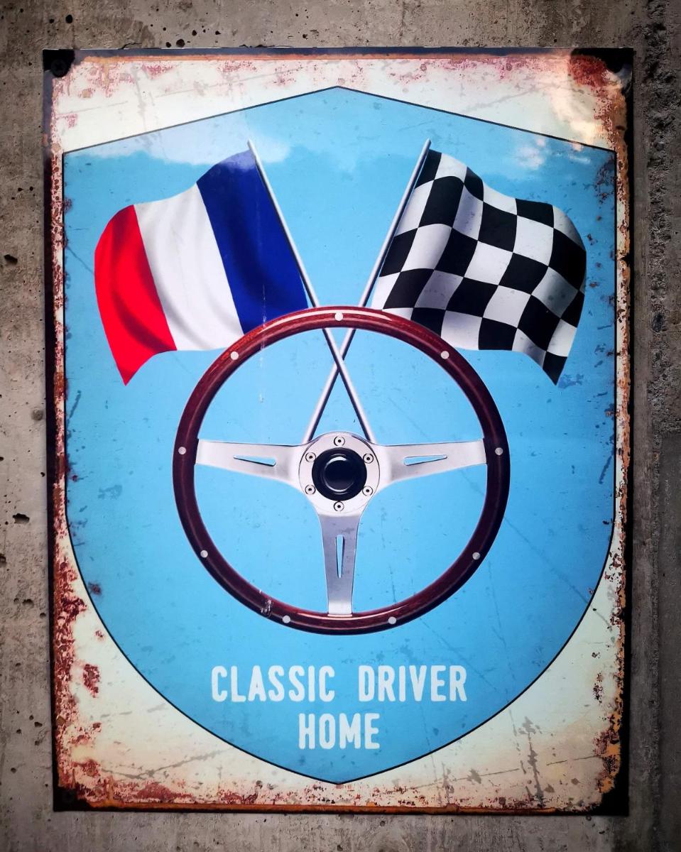 Classic Driver Home 1 - Housity