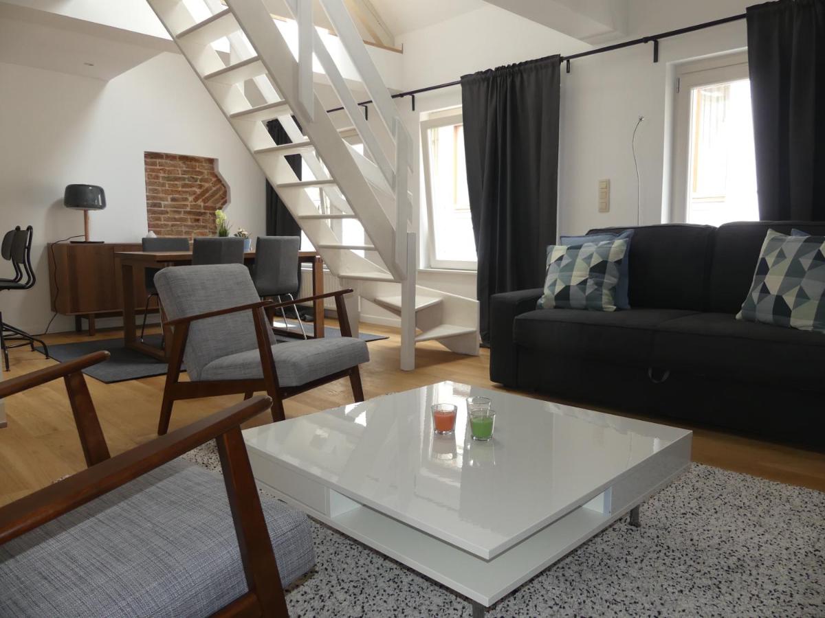 Ilot Sacre Apartments - Housity