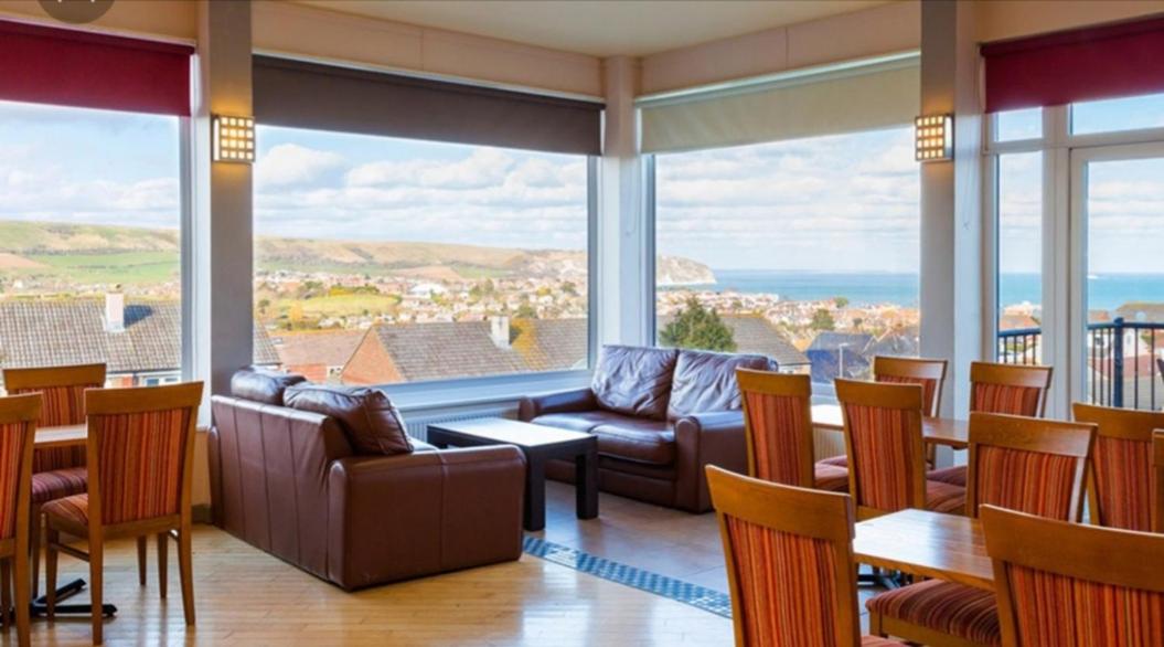 Swanage Bay View caravan - Housity