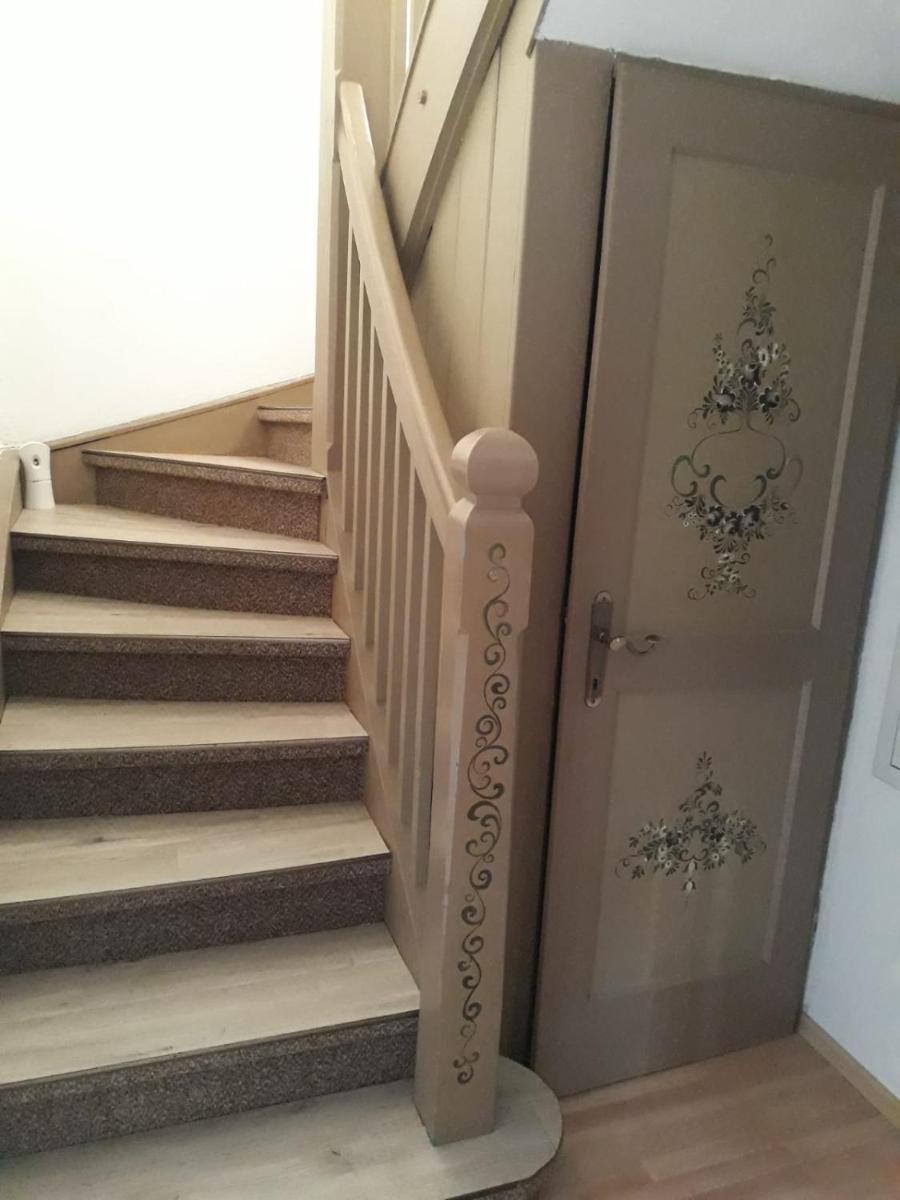 Reginas Ferienhäuschen - Housity