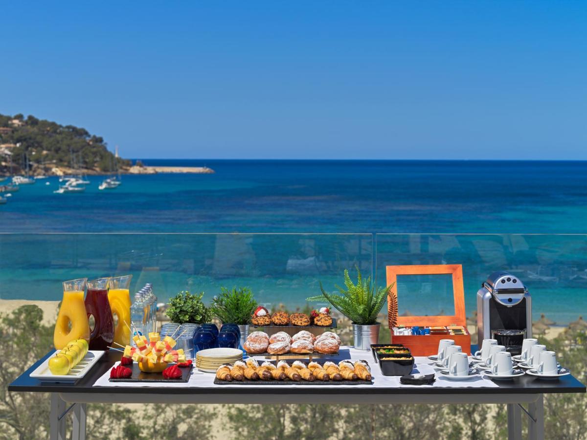 Comida en o cerca de este hotel