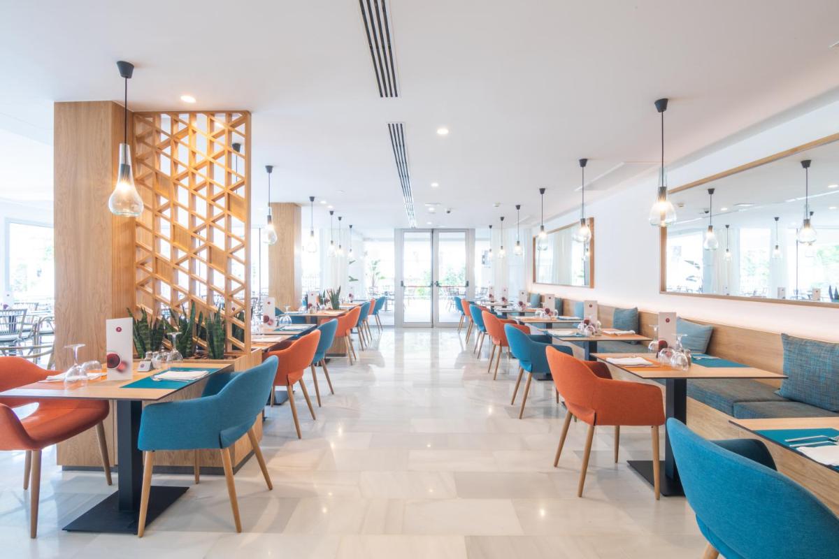 Un restaurante o sitio para comer en JS Yate