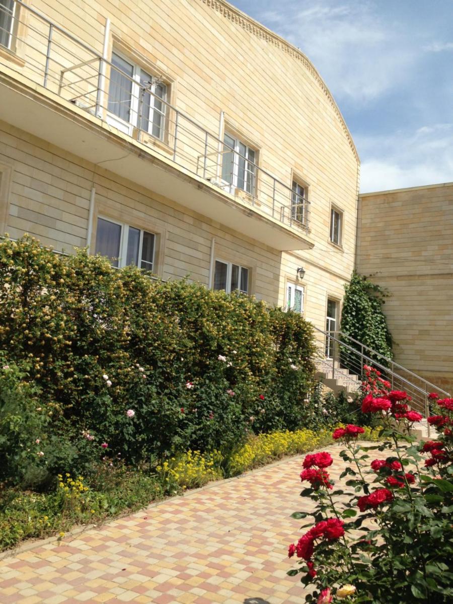 Vinogradnaya Loza - Housity