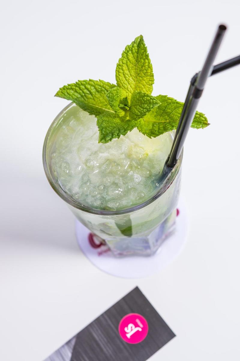 Bebidas en JS Yate