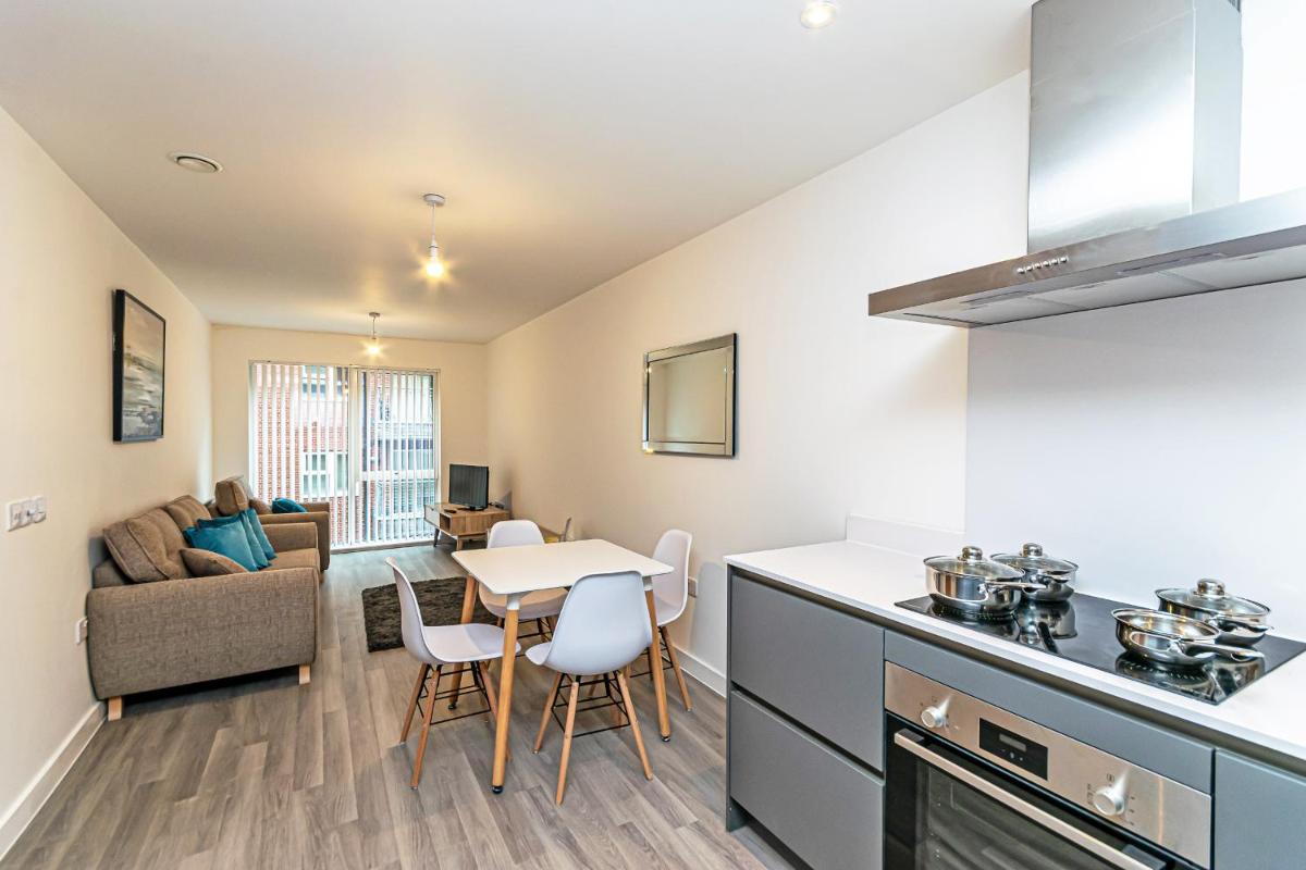 Halo House Apartments - Housity