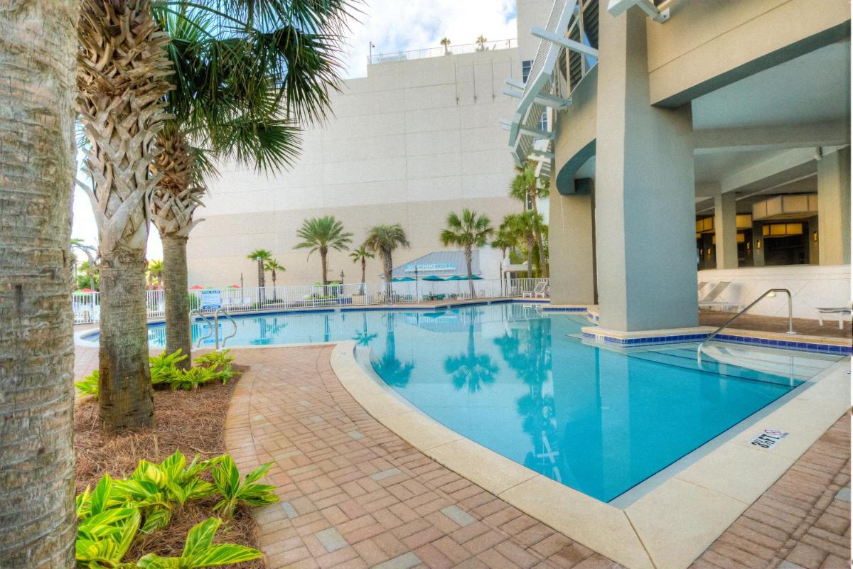 Laketown Wharf 831 By Aneliya - Housity