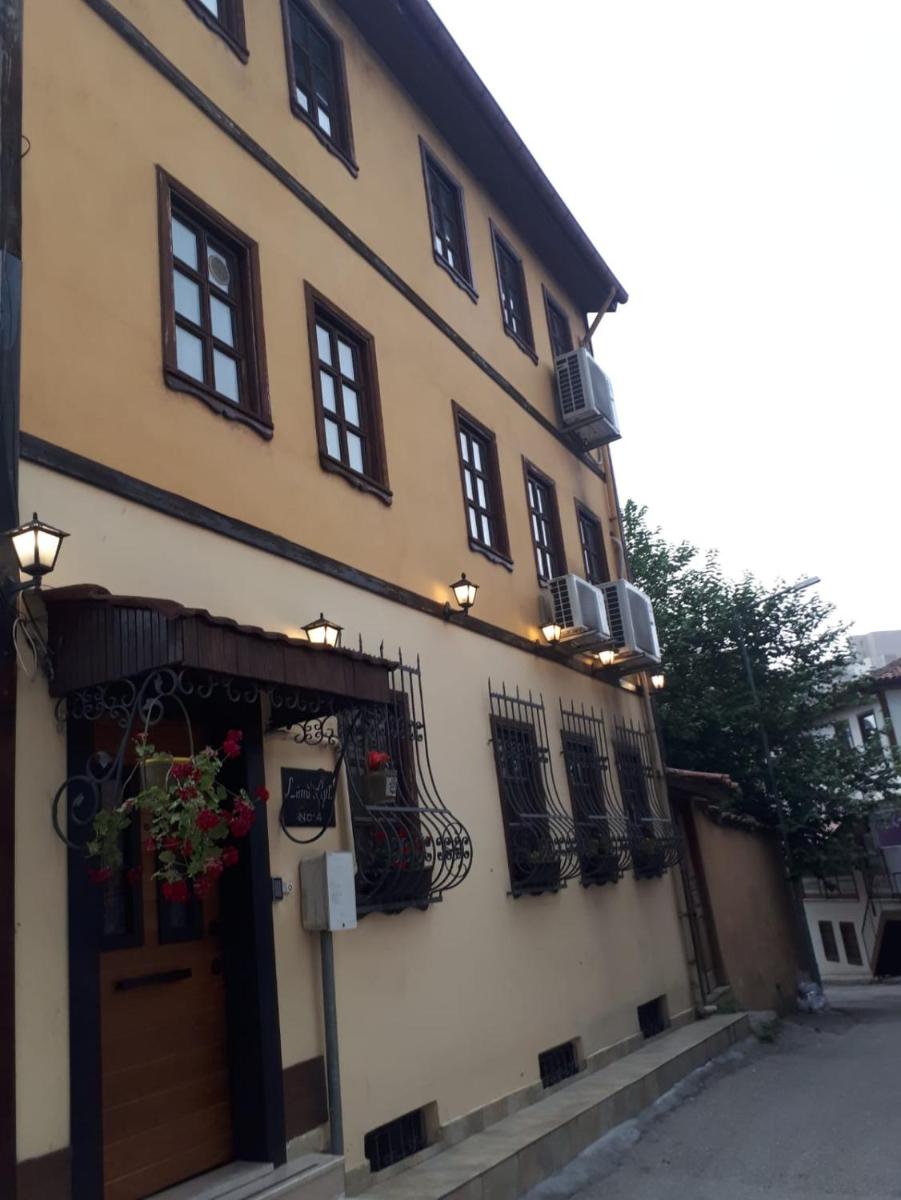 Lena Central Flats - Housity