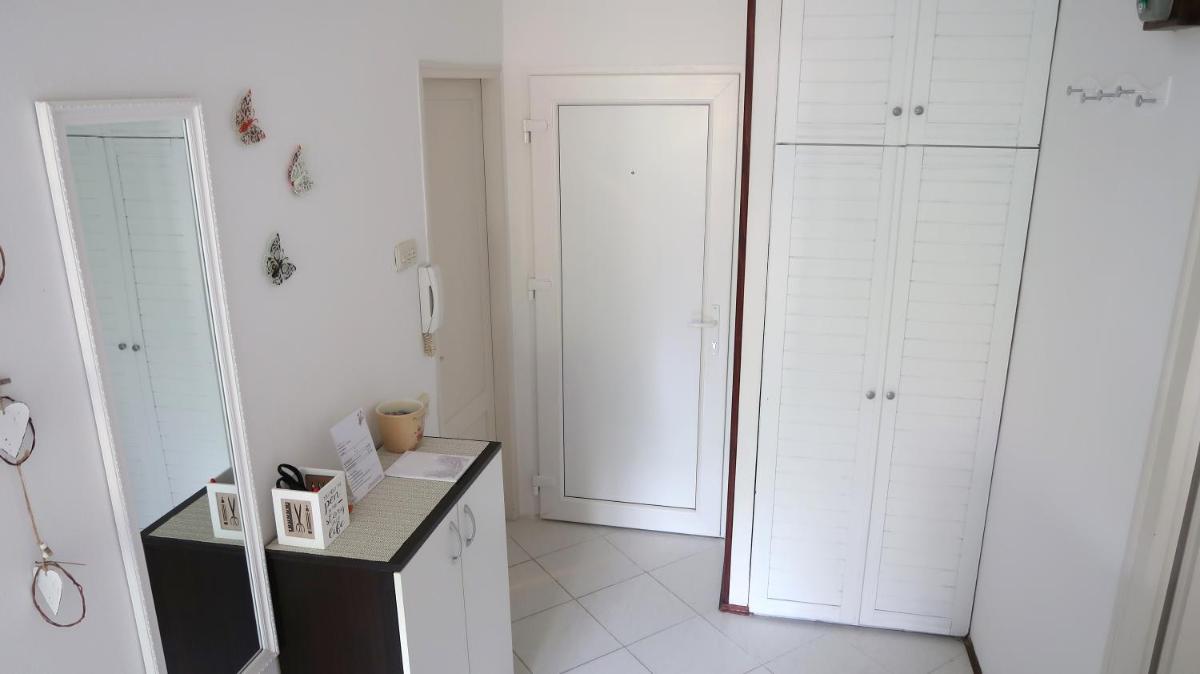 Adria Apartment - Housity